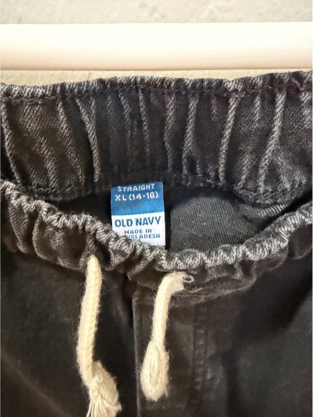Old Navy Boys Pants - Picture 2 of 3